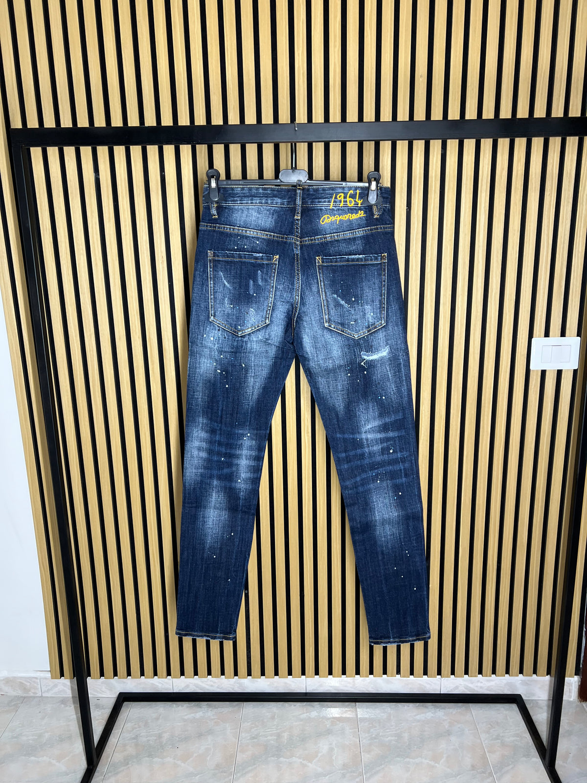 DSQUARED2