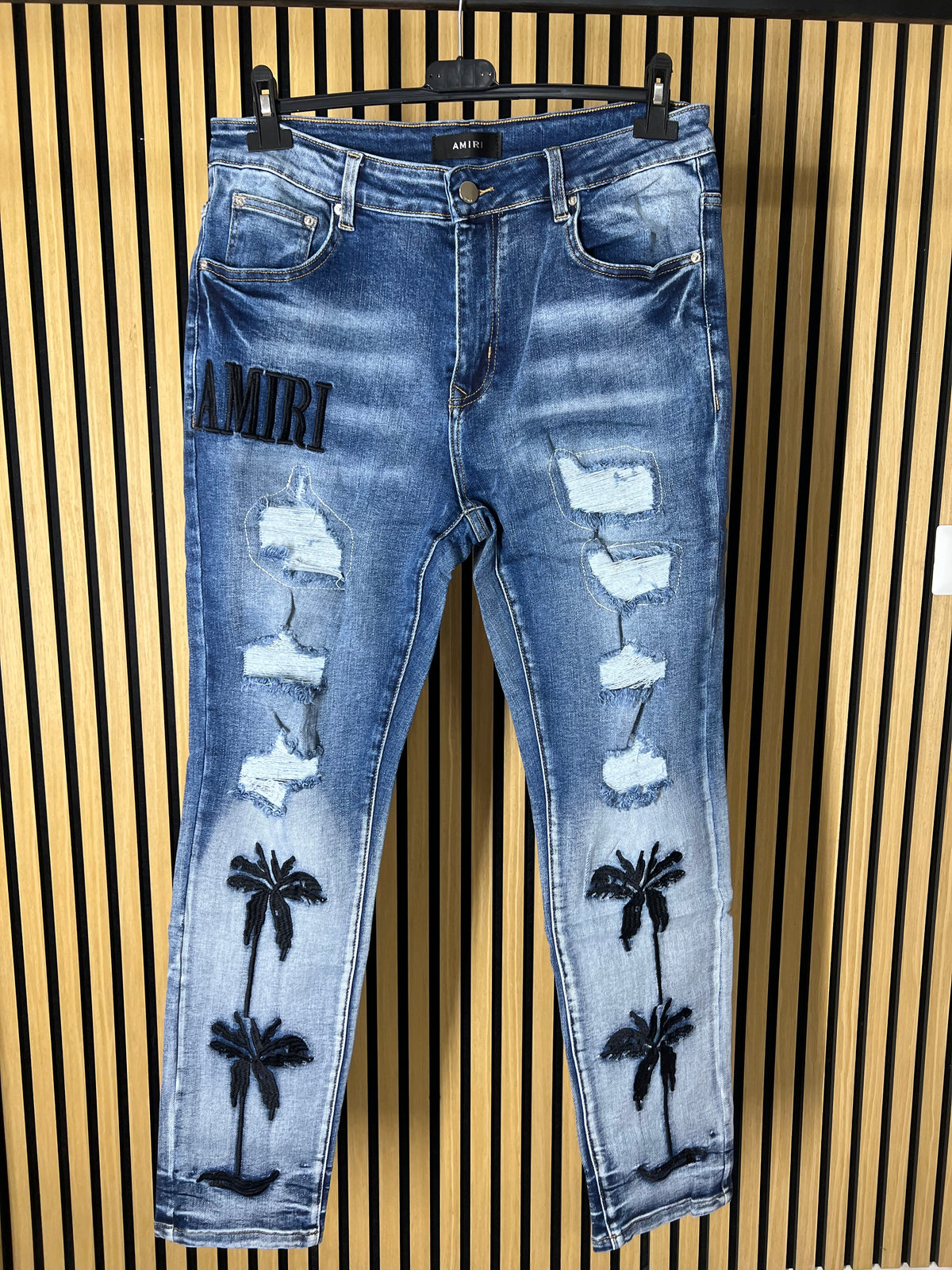 AMIRI